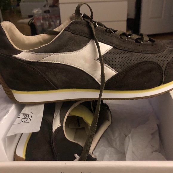 Brand New Diadora Heritage Trainers, , Chocolate Brown - Picture 1 of 5